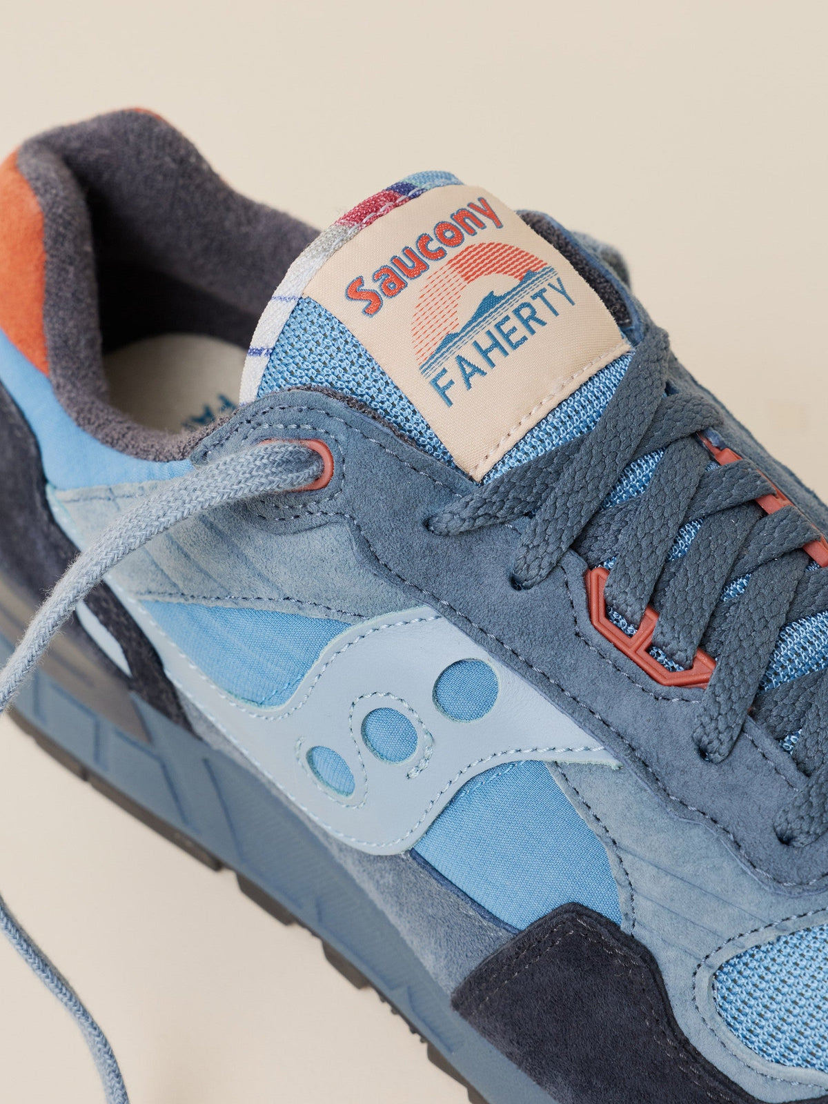 Faherty x Saucony Shadow 5000 - Ocean Clay