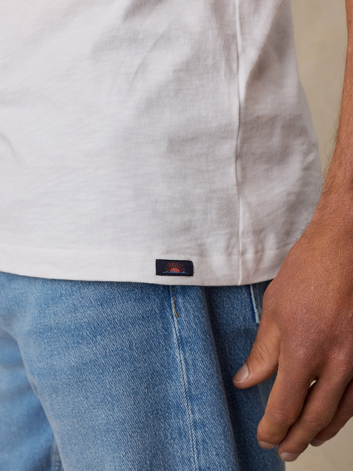 NY Knicks Sunwashed Regenerative Tee - White