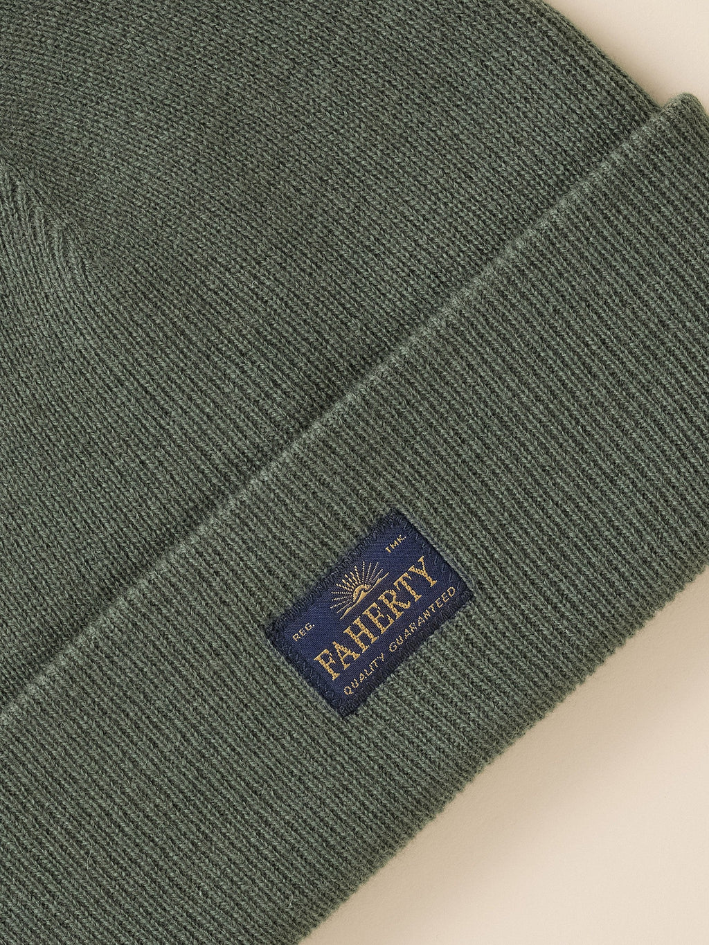 Essential Merino Beanie - Forest