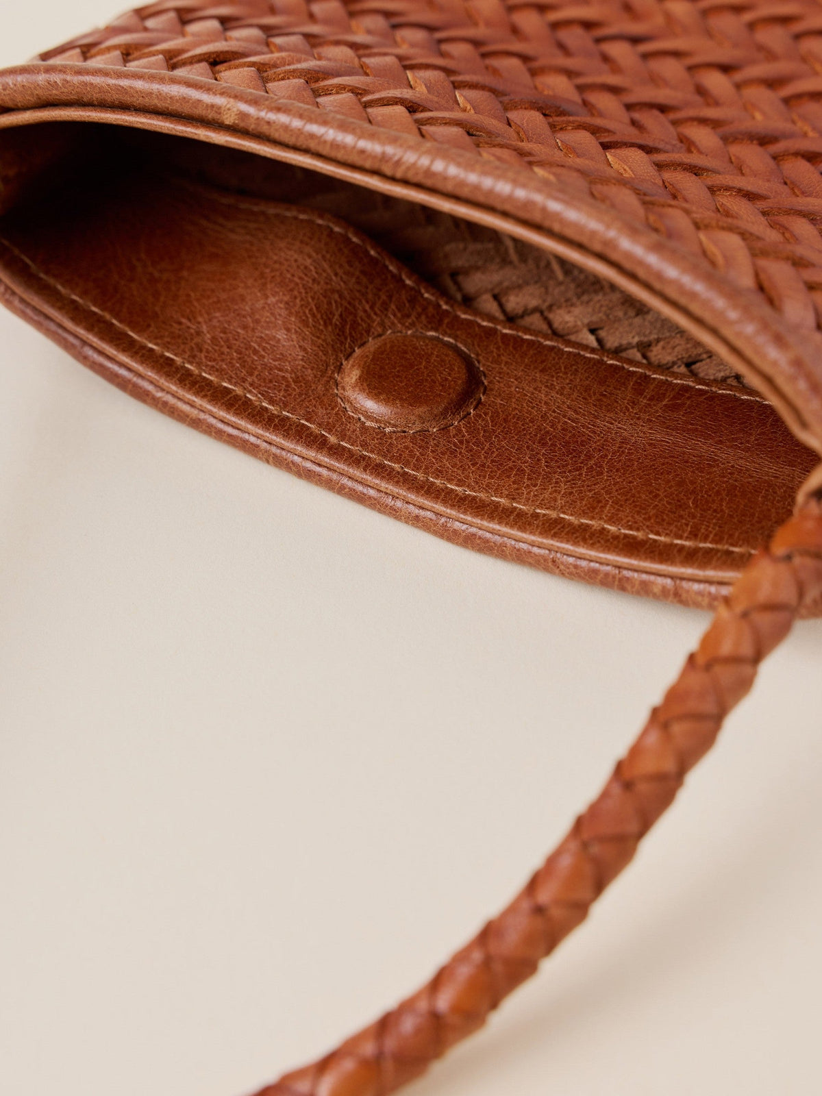 Woven Leather Phone Bag - Tan