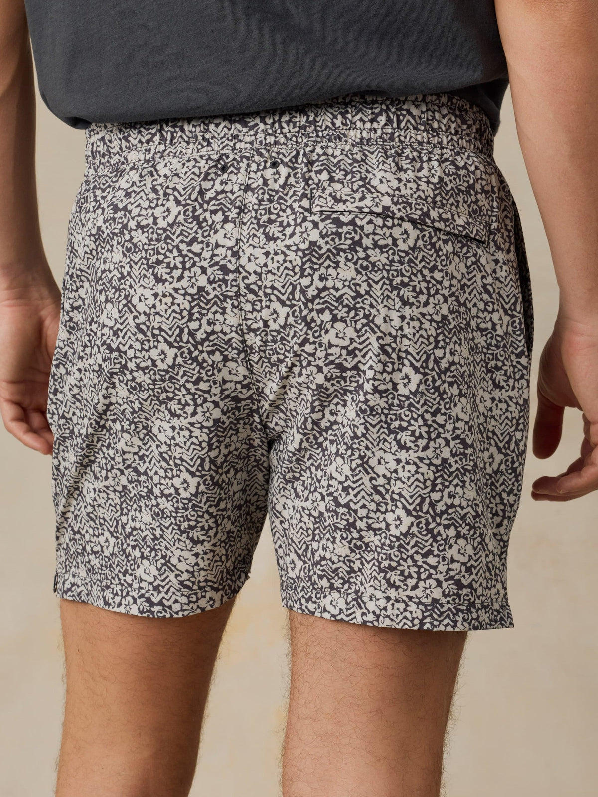 Shorelite Trunk (5") - Washed Black Hilo Floral