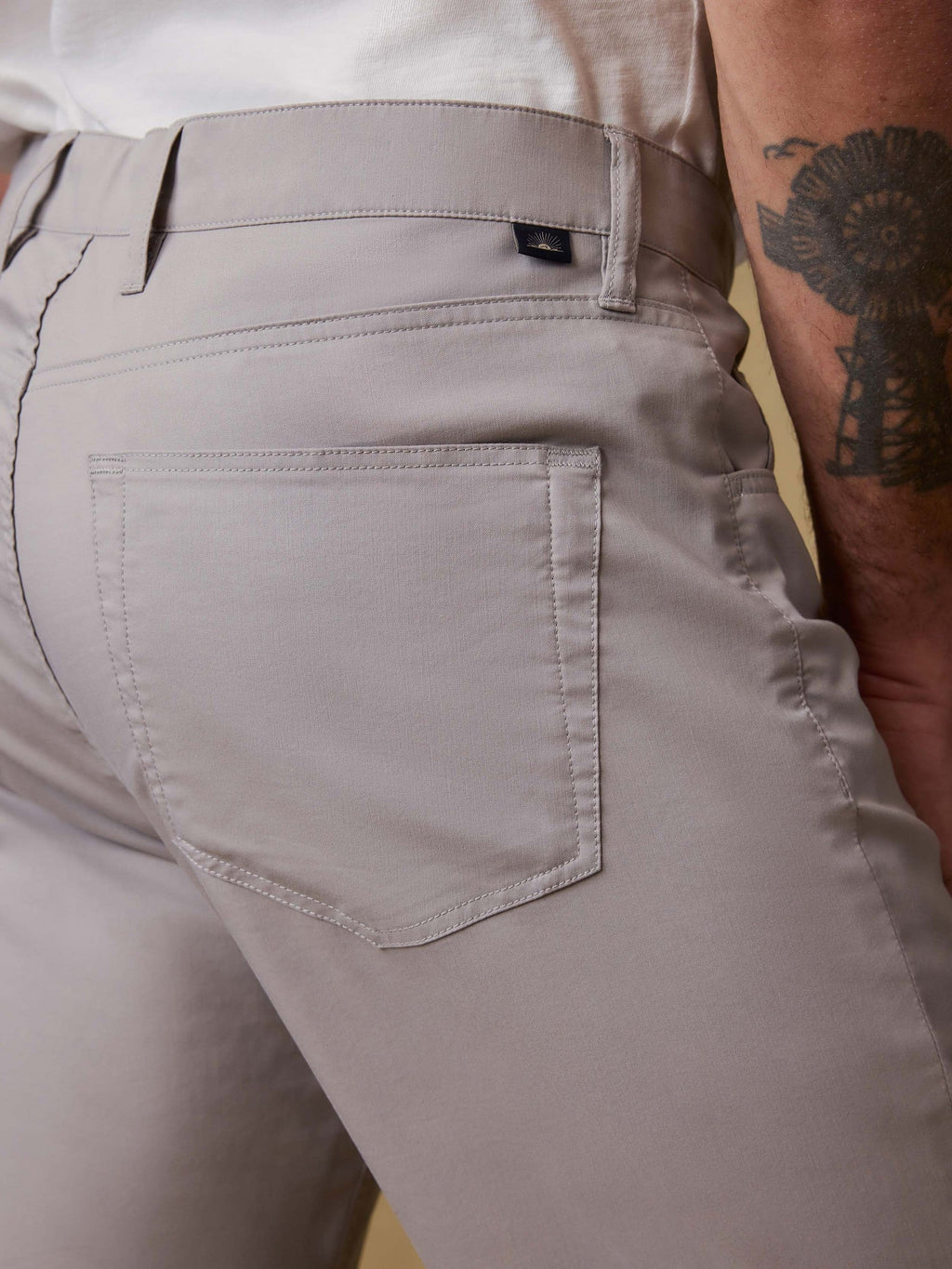 Movement 5-Pocket Pant - Fossil