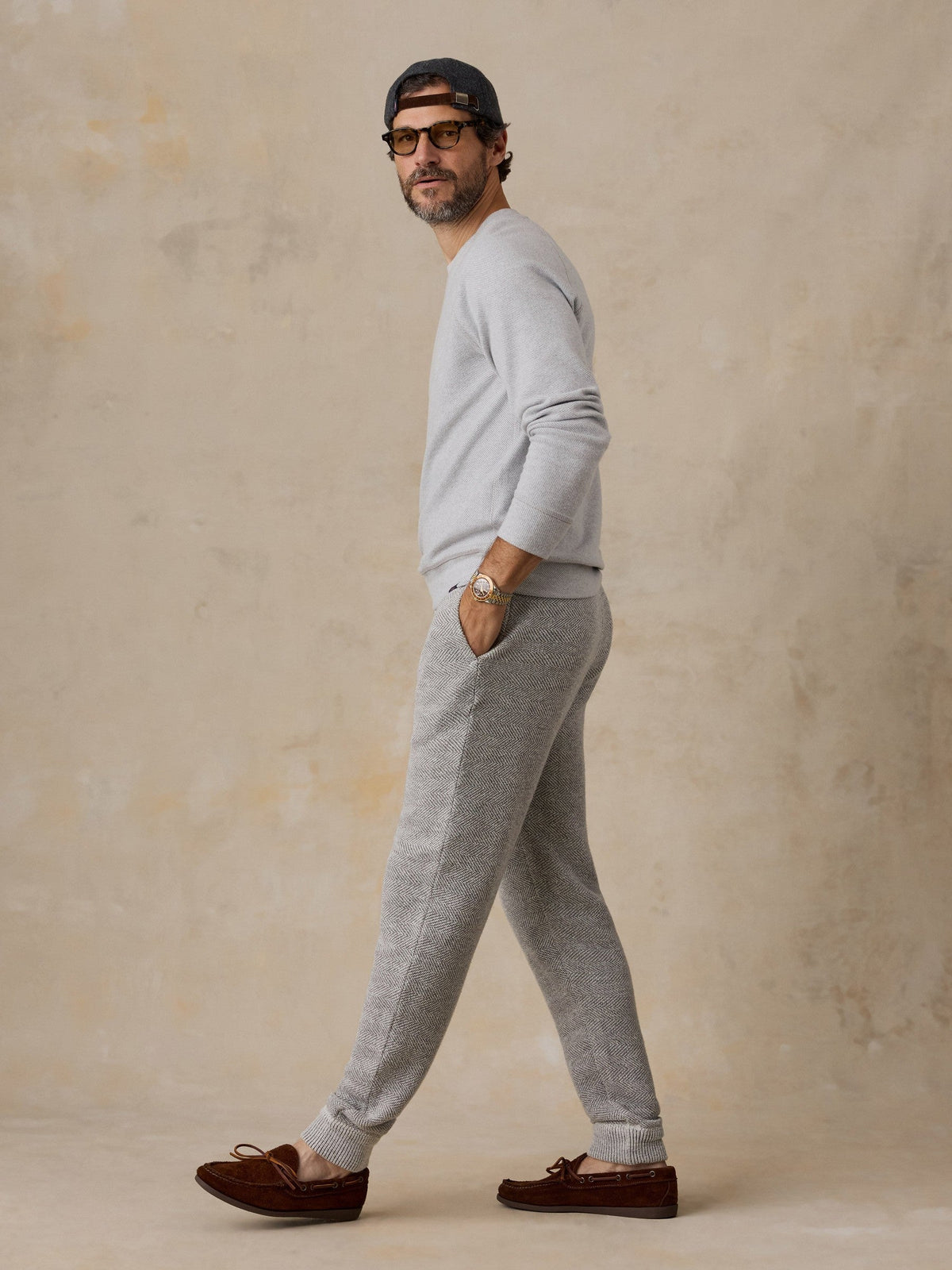 Legend Sweater Crew - Light Heather Grey